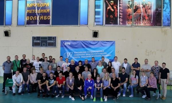 С 13 по 23  мая 2019 года прошли курсы повышения квалификации по программе "Теория и методика подготовки тренеров по волейболу"