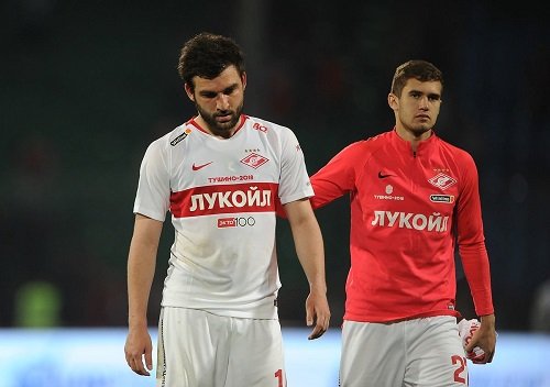 Пишут, что Левашов и Беляев перейдут в «Спартак». Кононов собирается перетащить весь «Арсенал», а ещё убрать Джикию?
<p>            	
